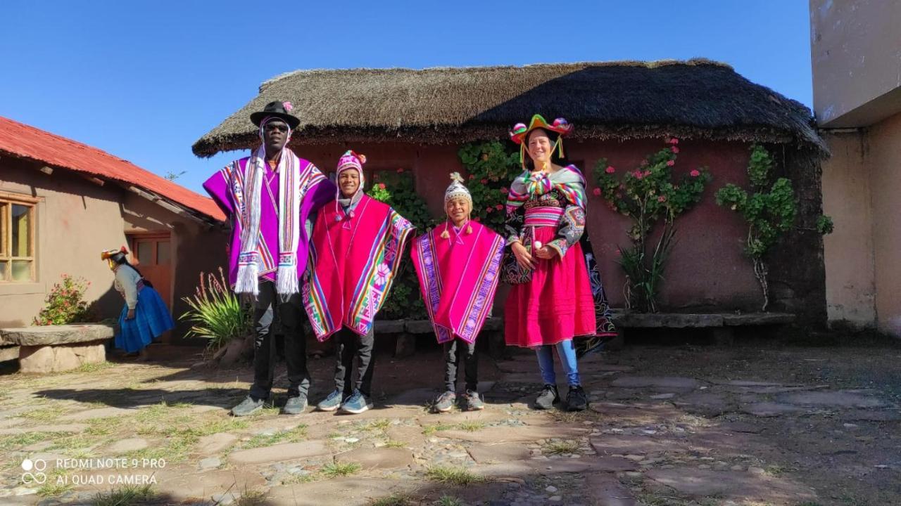 Hospedaje Rural La Florida en Llachon, Titicaca Puno Exterior foto